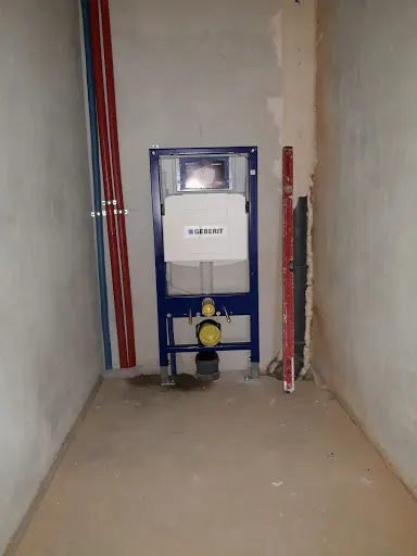 Usługi hydrauliczne, Patryk Snopek